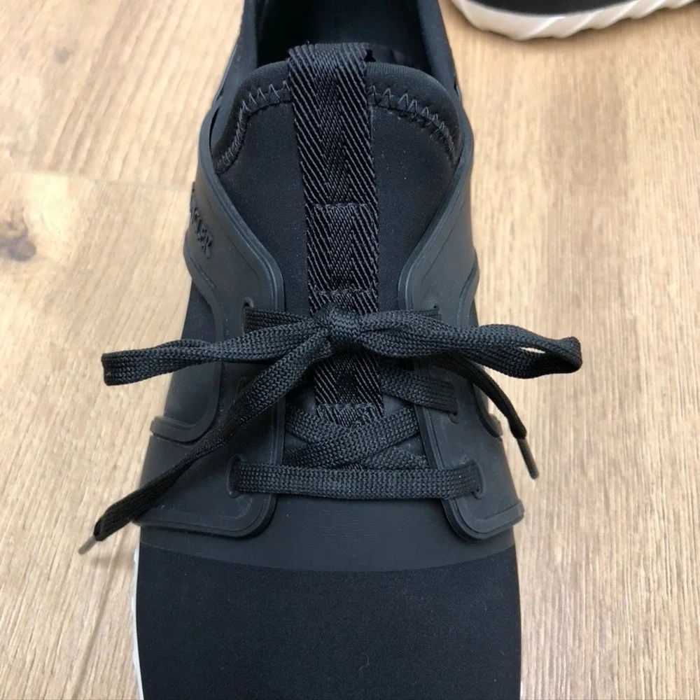 Moncler Emilien Sneakers Mens 41 US 8 Black Activewear Athleisure Lightweight
